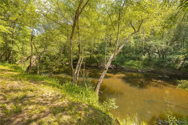 Beaverdam, VA 23015,1320 Log Cabin RD