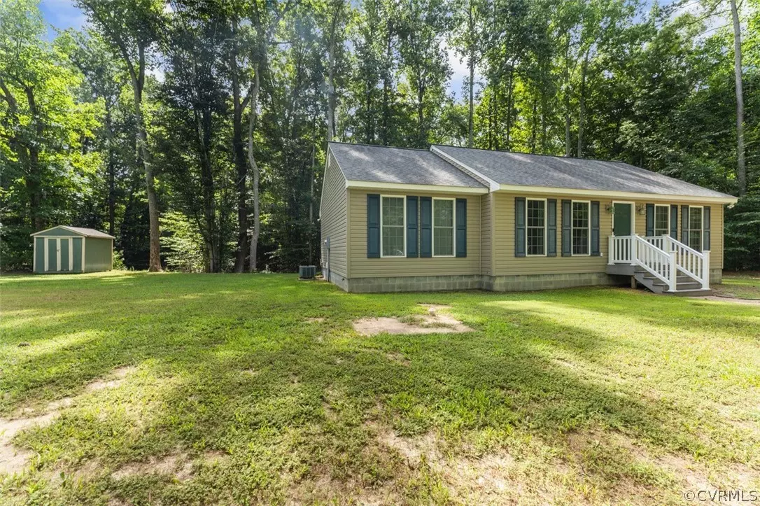 Tappahannock, VA 22560,322 Deep Landing RD