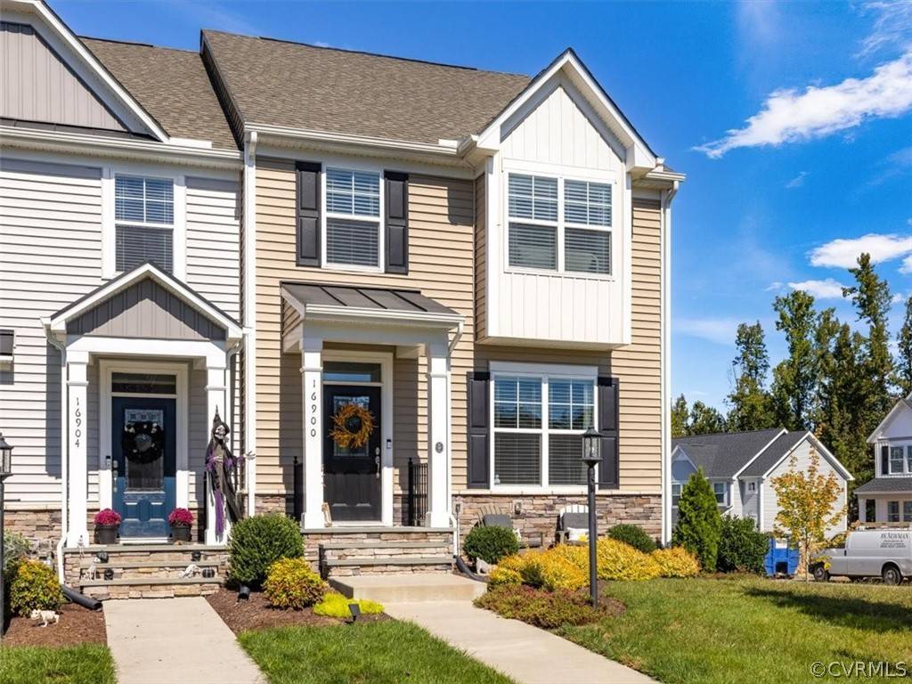 16900 Gossamer DR, Moseley, VA 23120