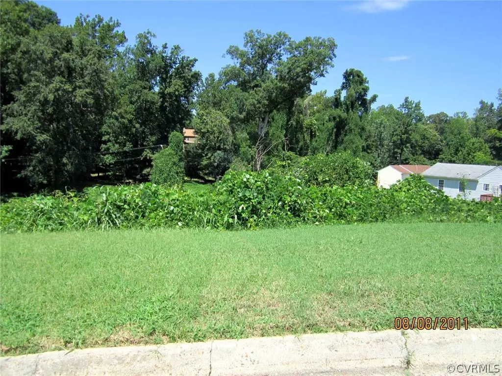 Williamsburg, VA 23185,215 Springfield Drive