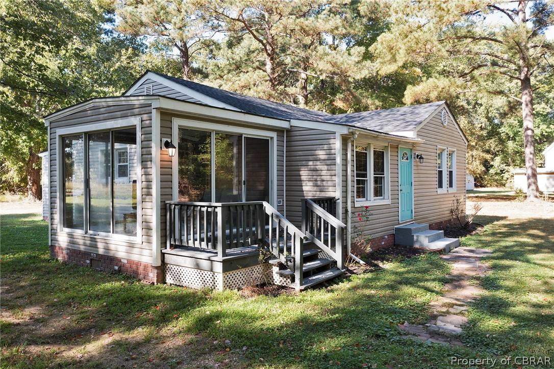 132 Gum Thicket RD, Gwynn, VA 23066