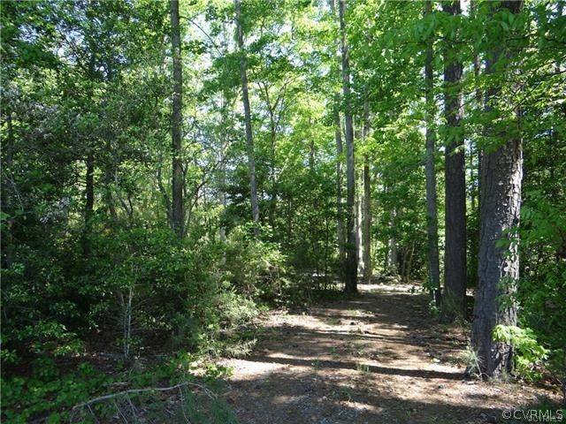 Lancaster, VA 22503,702 Foxfield LN