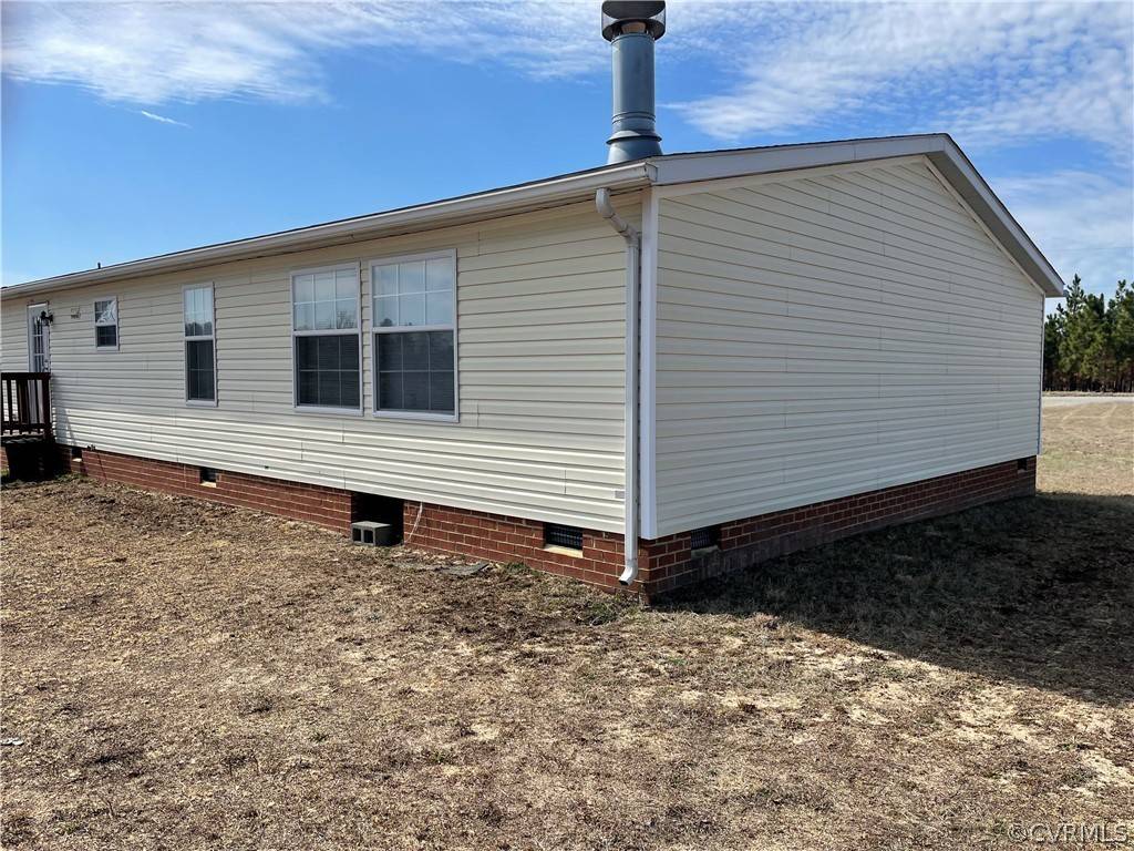 Courtland, VA 23837,26290 Peters Bridge RD