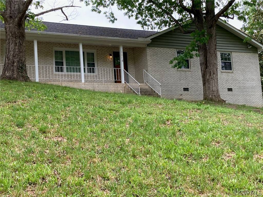 204 Linstead RD, Sandston, VA 23150