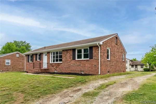 South Chesterfield, VA 23803,4611 Hickory RD