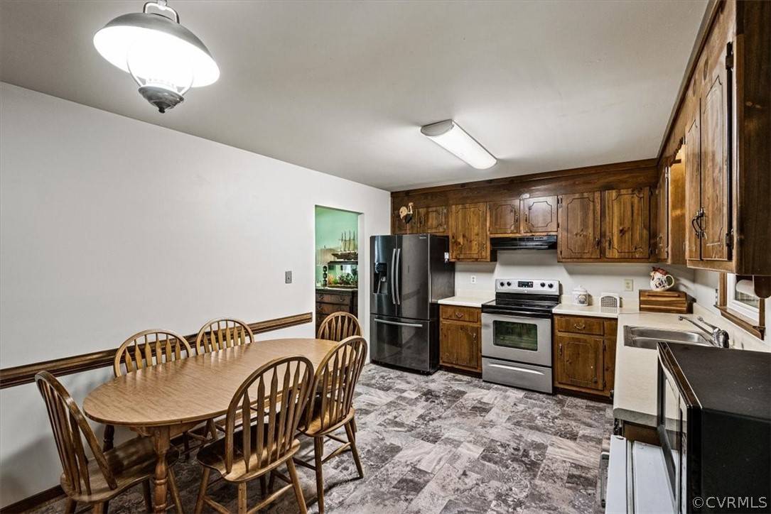 Chesterfield, VA 23237,5113 Timbercreek CT