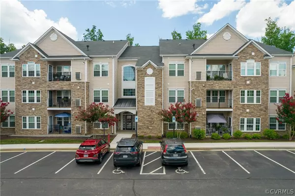 1020 Westwood Village WAY #101, Midlothian, VA 23114