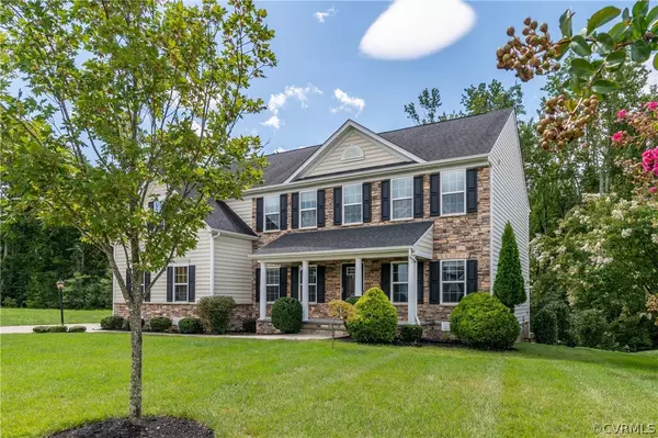 1512 White Mountain DR, Chester, VA 23836