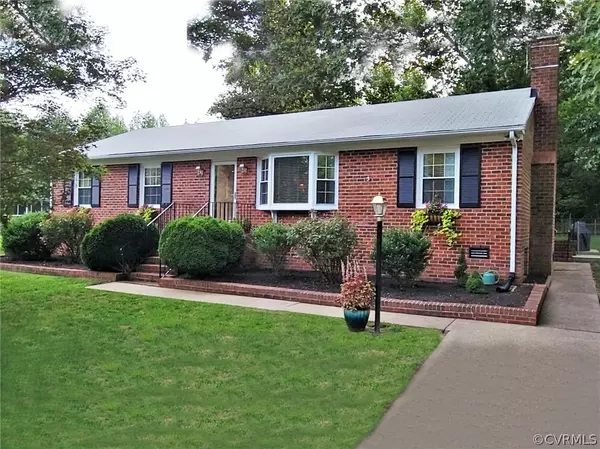 9710 Sherwood DR, Quinton, VA 23141