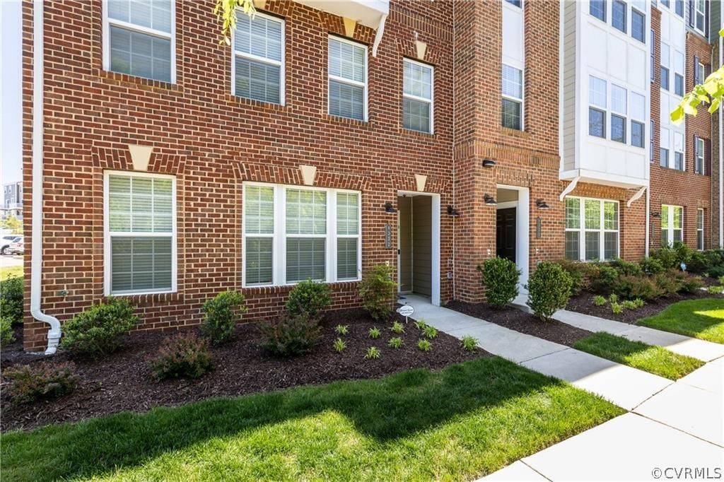 Henrico, VA 23233,4332 Saunders Station LOOP #A