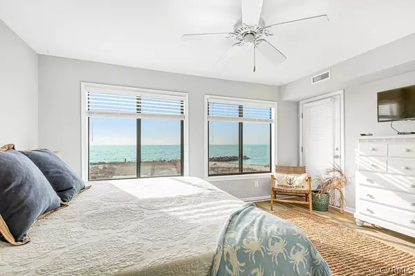 White Stone, VA 22578,143 Beach Cove DR #143