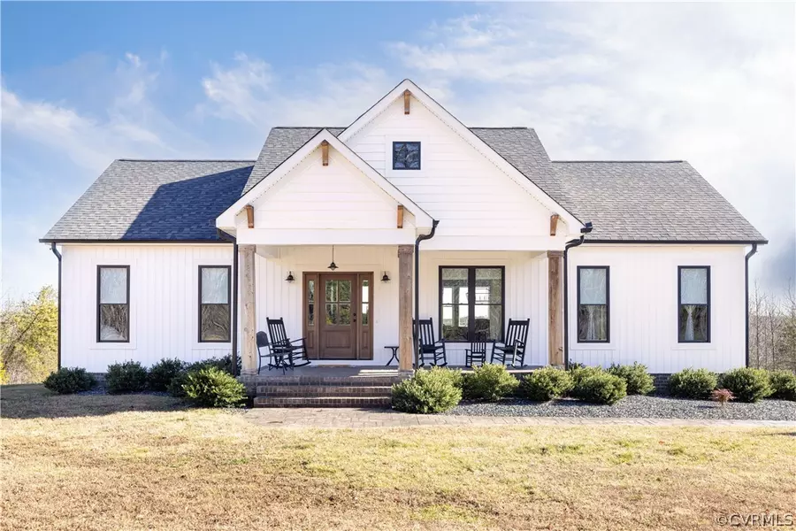 9128 Ridge RD, Arvonia, VA 23004