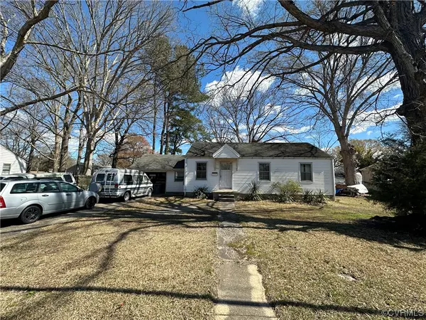 Hampton, VA 23666,122 Patrician DR