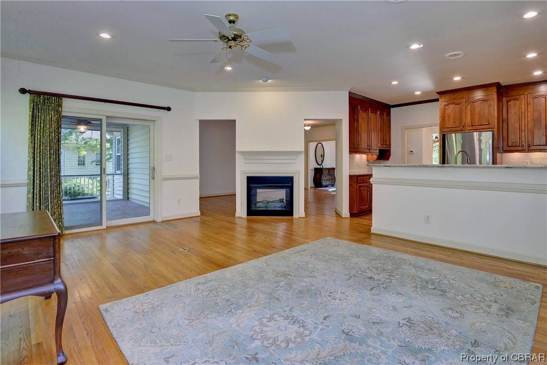 Williamsburg, VA 23185,206 Lakewood DR