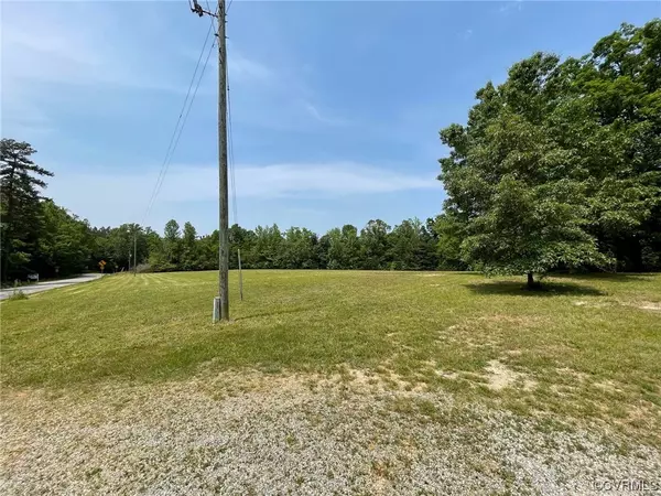 Lunenburg, VA 23942,9610 Nutbush RD