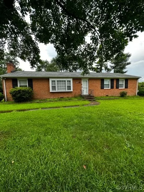 Hanover, VA 23111,8065 Woodbridge RD