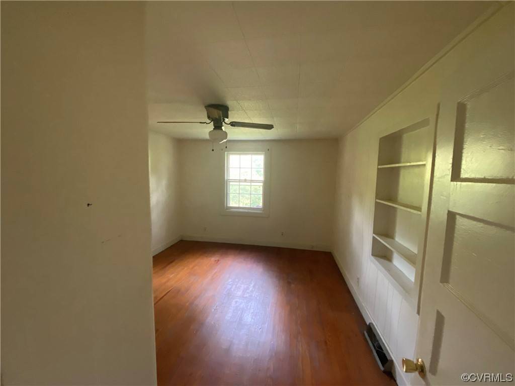 Crewe, VA 23930,10113 E Colonial Trail HWY