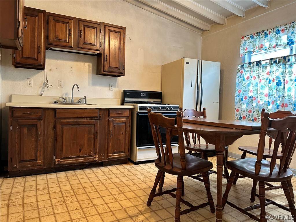 Hudgins, VA 23076,133 Old Matthews LN