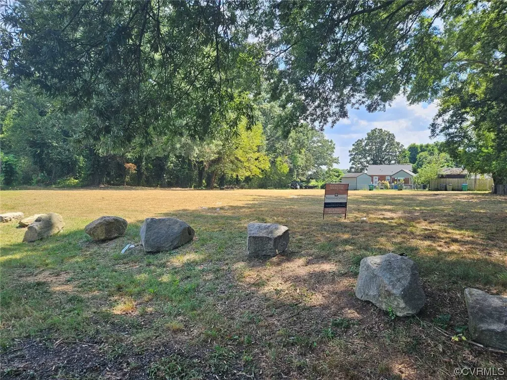 Richmond, VA 23224,3048 & 3050 Logandale AVE