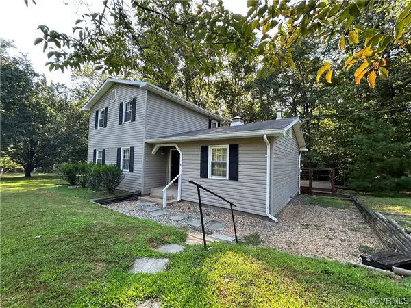 1725 Running Deer DR, Keswick, VA 22947