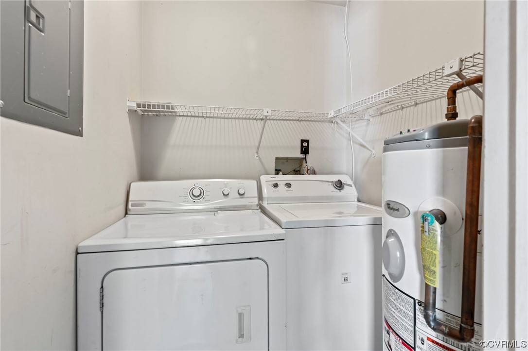 Glen Allen, VA 23060,9387 Horse Castle CT #810