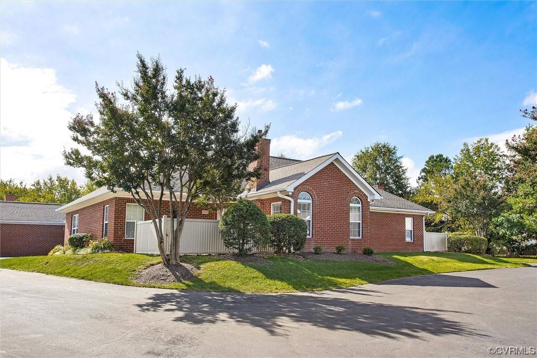 1530 Patriot CIR, Glen Allen, VA 23059