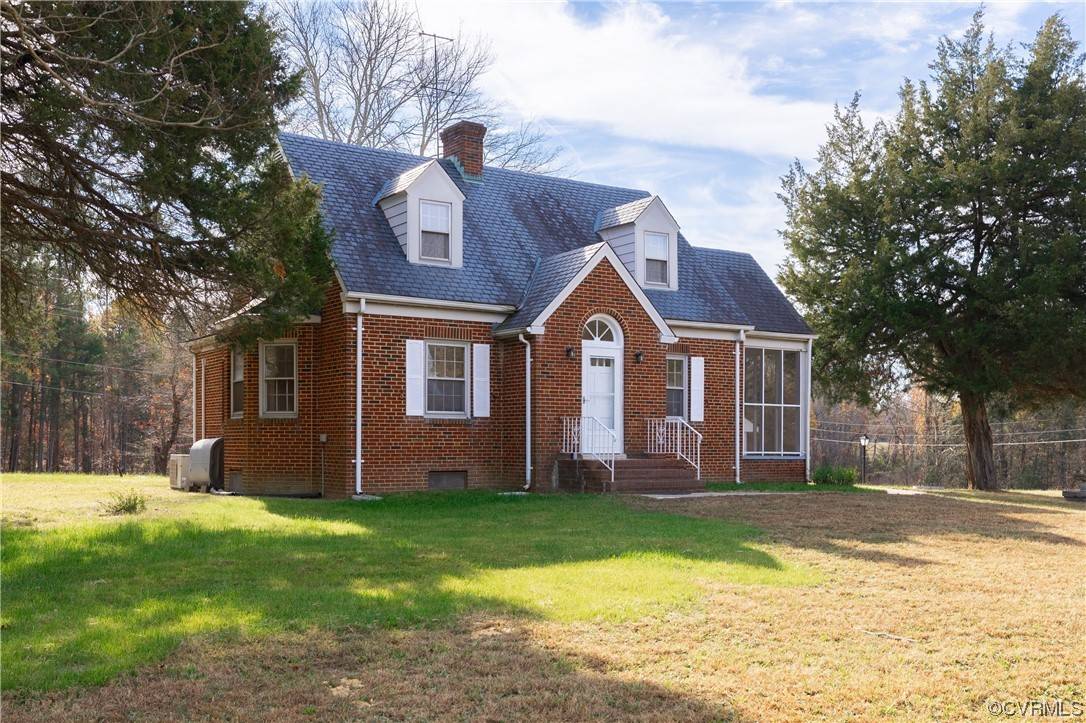 Jetersville, VA 23002,21701 PATRICK HENRY HWY