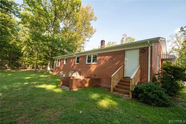 Meherrin, VA 23954,12196 Farmville RD