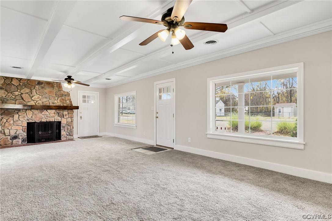 Colonial Heights, VA 23834,509 Roslyn AVE