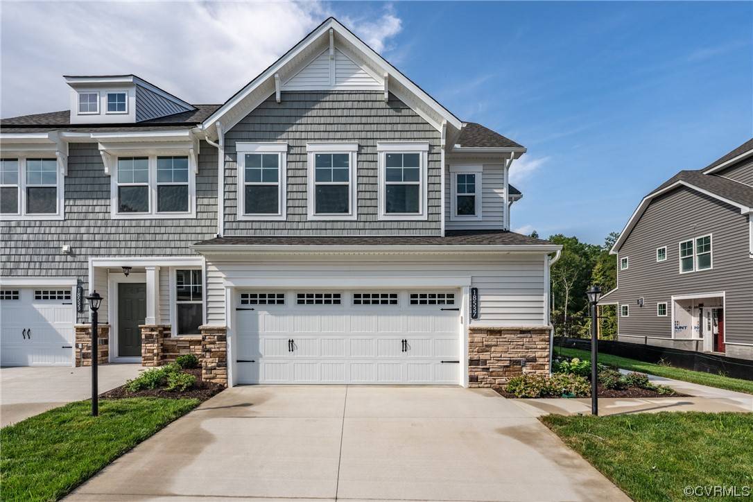 18647 Palisades Cove CT, Moseley, VA 23120