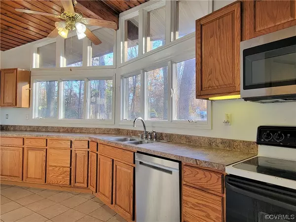 Ruther Glen, VA 22546,353 Land Or DR