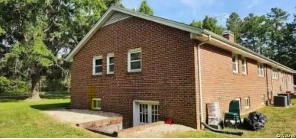 Alberta, VA 23821,21 Branch DR