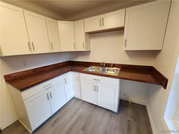 Sussex, VA 23867,9239 Carver AVE