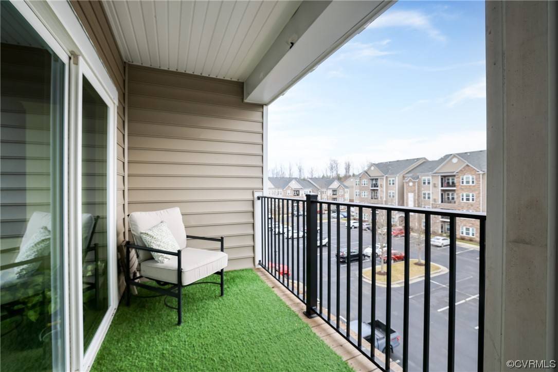 Midlothian, VA 23114,14001 Briars CIR #404