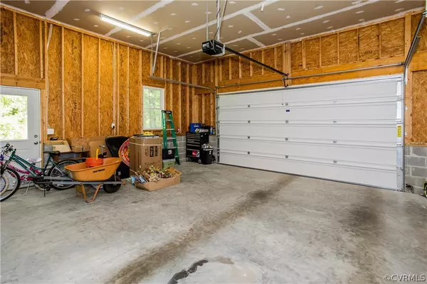 North Dinwiddie, VA 23805,27050 Britt LN