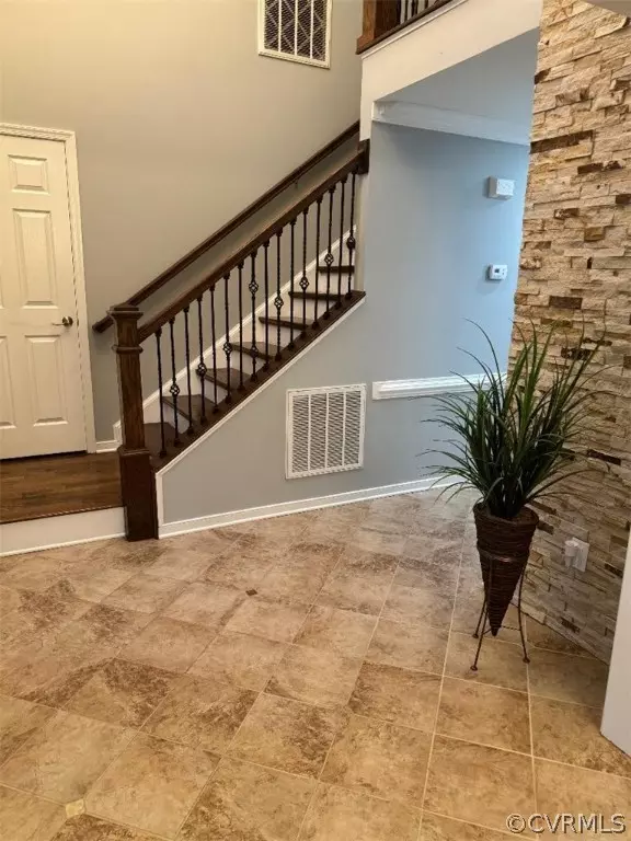 Sandston, VA 23150,256 Scotch Pine DR