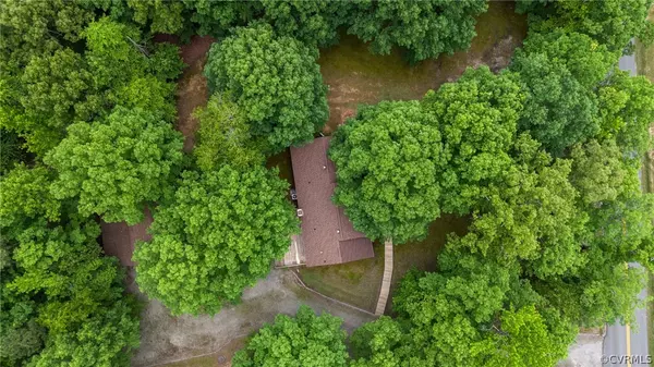 Moseley, VA 23120,8601 Beaver Bridge RD