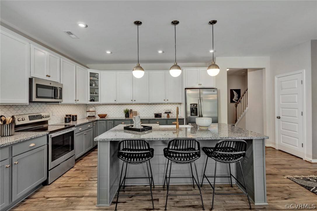 10848 Farmstead Mill LN, Glen Allen, VA 23059
