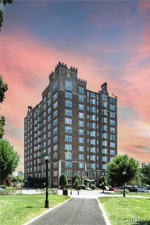 612 W Franklin ST #9D, Richmond, VA 23220