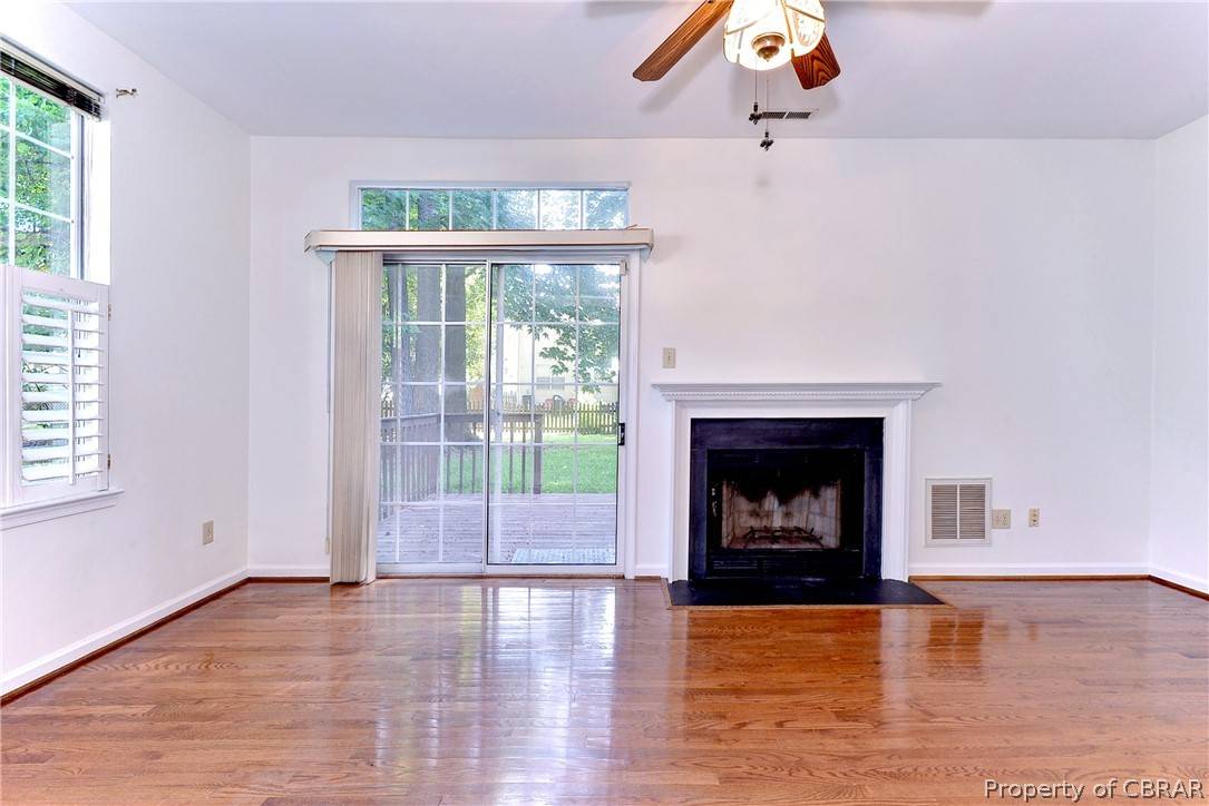 Newport News, VA 23603,138 Creekstone DR