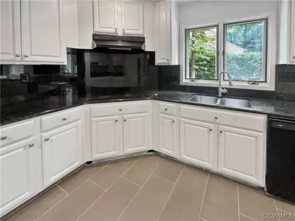 Henrico, VA 23233,10006 Stonemill RD