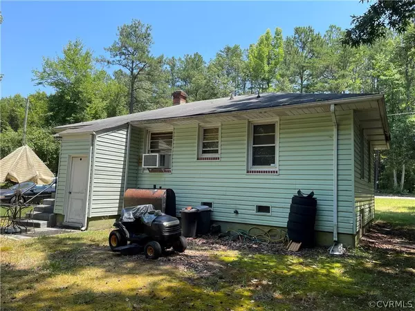 Quinton, VA 23141,8000 George W Watkins RD