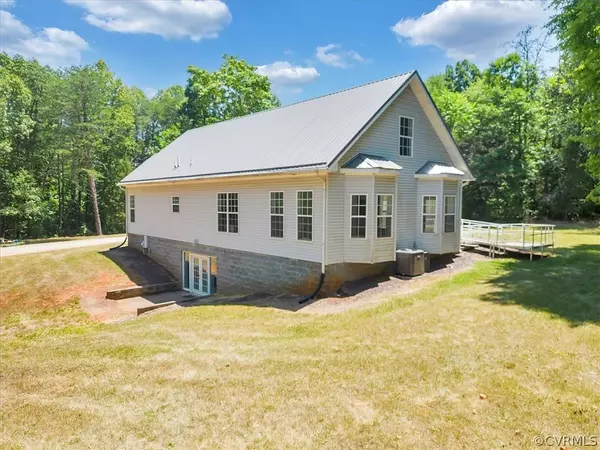 Appomattox, VA 24522,214 KRISTI LN