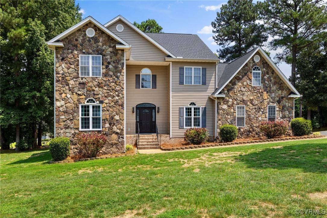 5030 Faraday DR, Chester, VA 23831