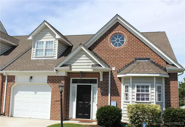 101 Creff LN, Colonial Heights, VA 23834