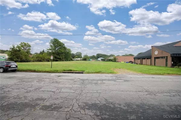 Henrico, VA 23230,6504 Dickens PL