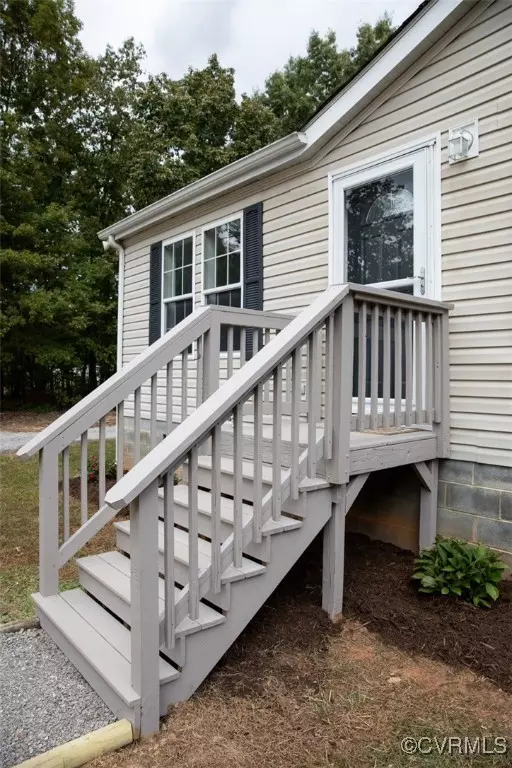 Pamplin, VA 23958,713 Railroad LN
