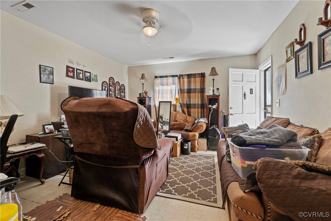Hopewell, VA 23860,2615 Maple ST