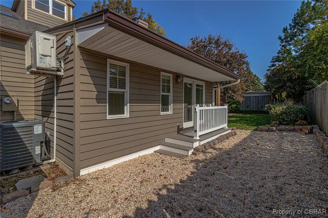 Kilmarnock, VA 22482,14 Heathfield Court