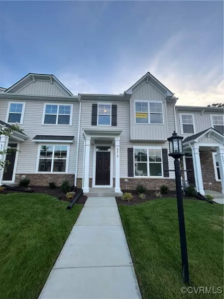 8319 Scott PL, Henrico, VA 23227